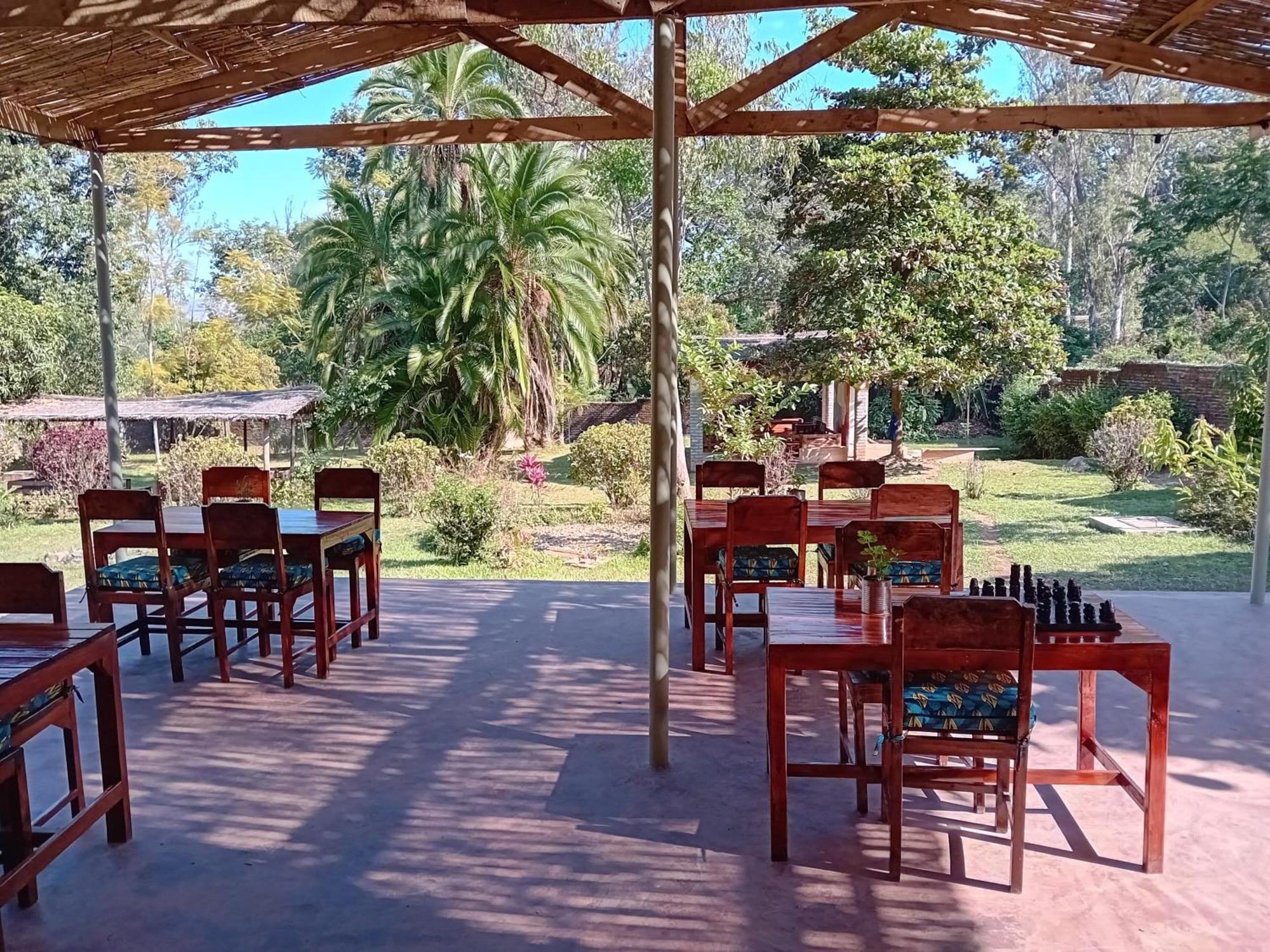Blend Lodge And Kitchen - Pakachere Zomba Luaran gambar